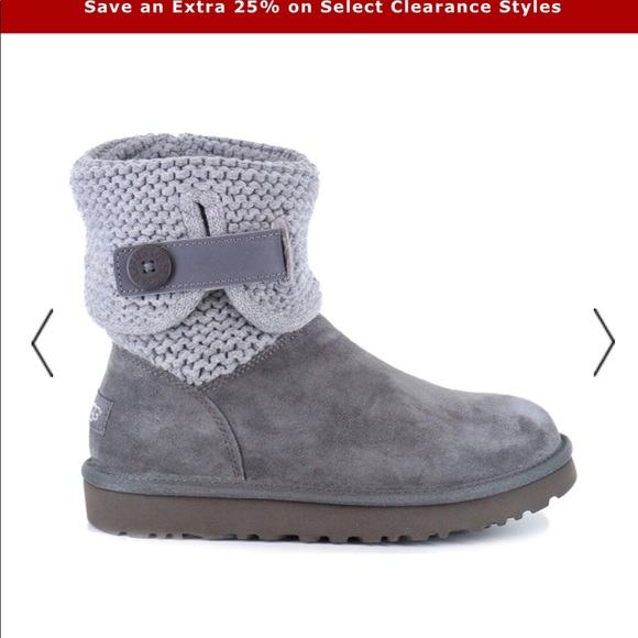 UGG Shoes - Authentic UGG Shaina Boots